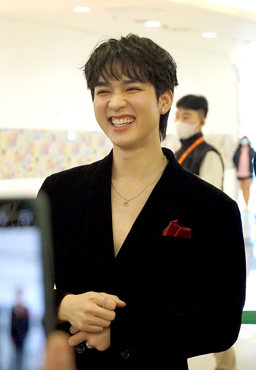 🍎APP🍎 tweet media