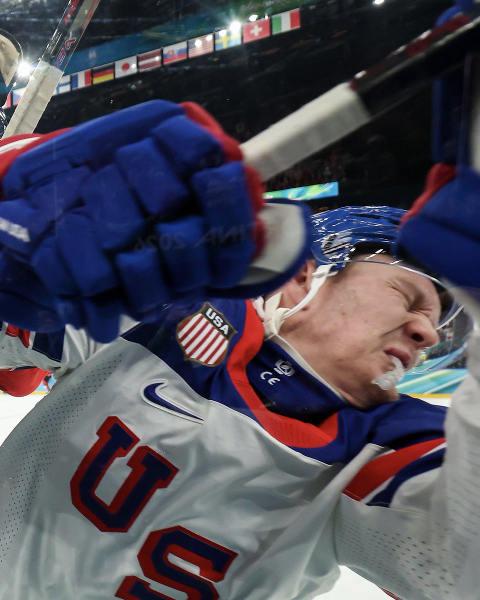 Tom Wilson is a human wrecking ball 🚂

#MilanoCortina2026