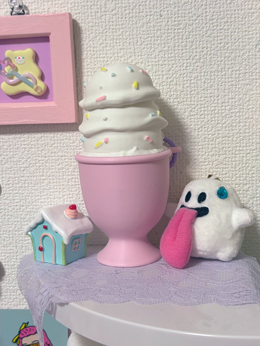 アイスの色塗った🍦