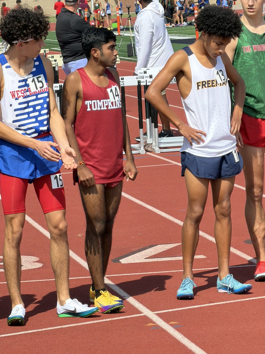 KatyTompkinsDistance tweet media