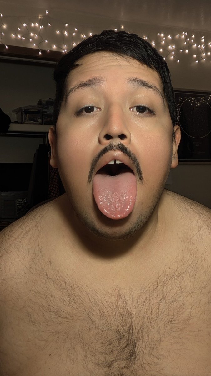 NovaTheBoi's tweet photo. I exist in many ways, reduce me down to a service slut for you ❤️🐶 https://t.co/ZxRP3EoNlC