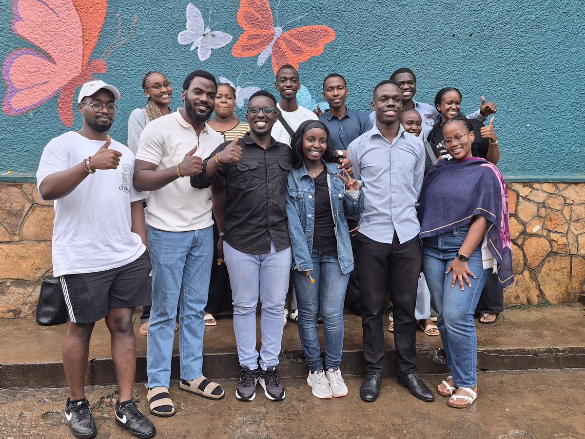 ymad_ug's tweet photo. @BCFUganda 🤝 @ymad_ug 

Youth Making A Difference is grateful and thankful to the Management Team of Bless a Child Foundation for giving us a platform to interact and most importantly extend a hand of help and psychosocial support to the young cancer fighting generation. https://t.co/zTUFEojp46