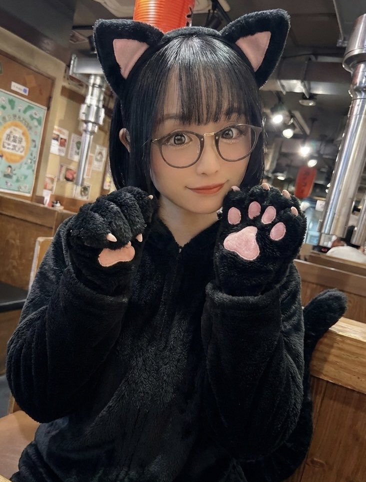 Post by プロレスラーHARUKAZE/芸人はるかぜ🌸 on X: #猫の日