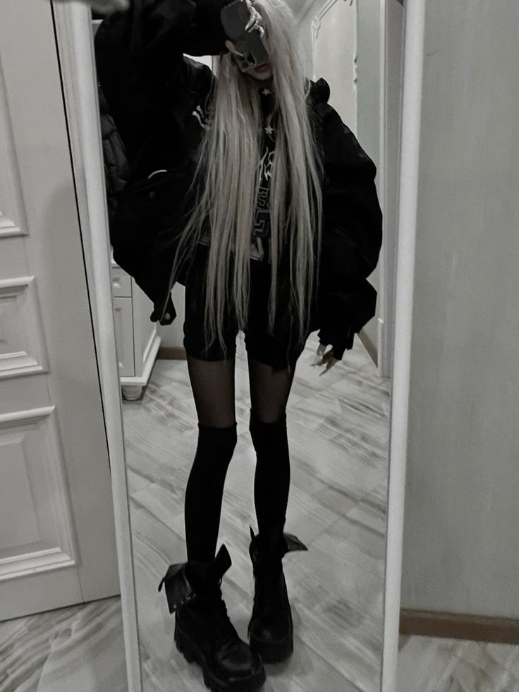 3dfortams's tweet photo. ⋆˚𝜗𝜚˚⋆Day in your life at your prime
         TW: unhealthy choices⋆.ೃ࿔*:･
                ˏˋ°•*⁀➷ a 🧵 for #edtwt https://t.co/yAn9UGosZK