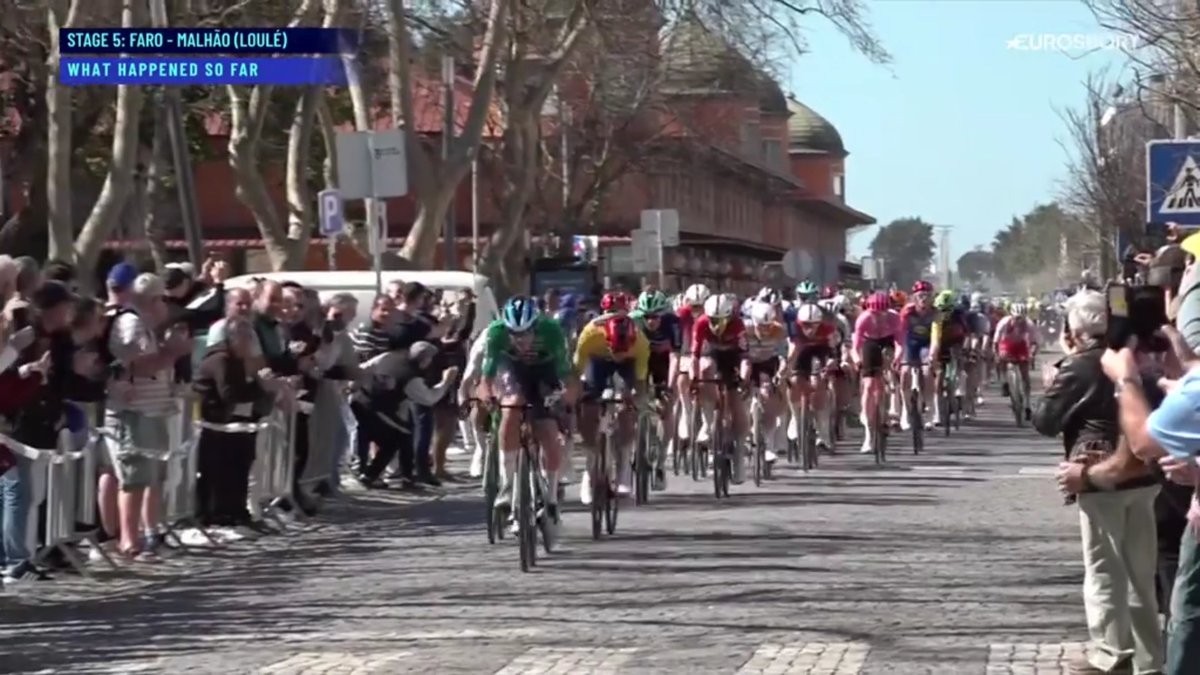 LeGruppetto's tweet image. Juan Ayuso a pris 1" de bonif en début de journée sur la 5e et dernière étape du Tour d'Algarve. L'Espagnol a désormais 8" d'avance au général sur Paul Seixas.

Julian Alaphilippe est lui devant avec Maximilian Schachmann à 44km de l'arrivée, à Malhao. #VoltaAoAlgarve