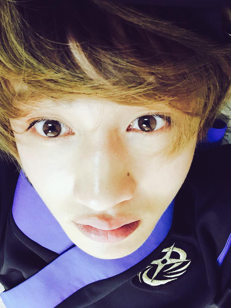 아오닌자 시절의 마츠모토가쿠 님은
거의 뭐
저만의 200억탈세남이셧죠