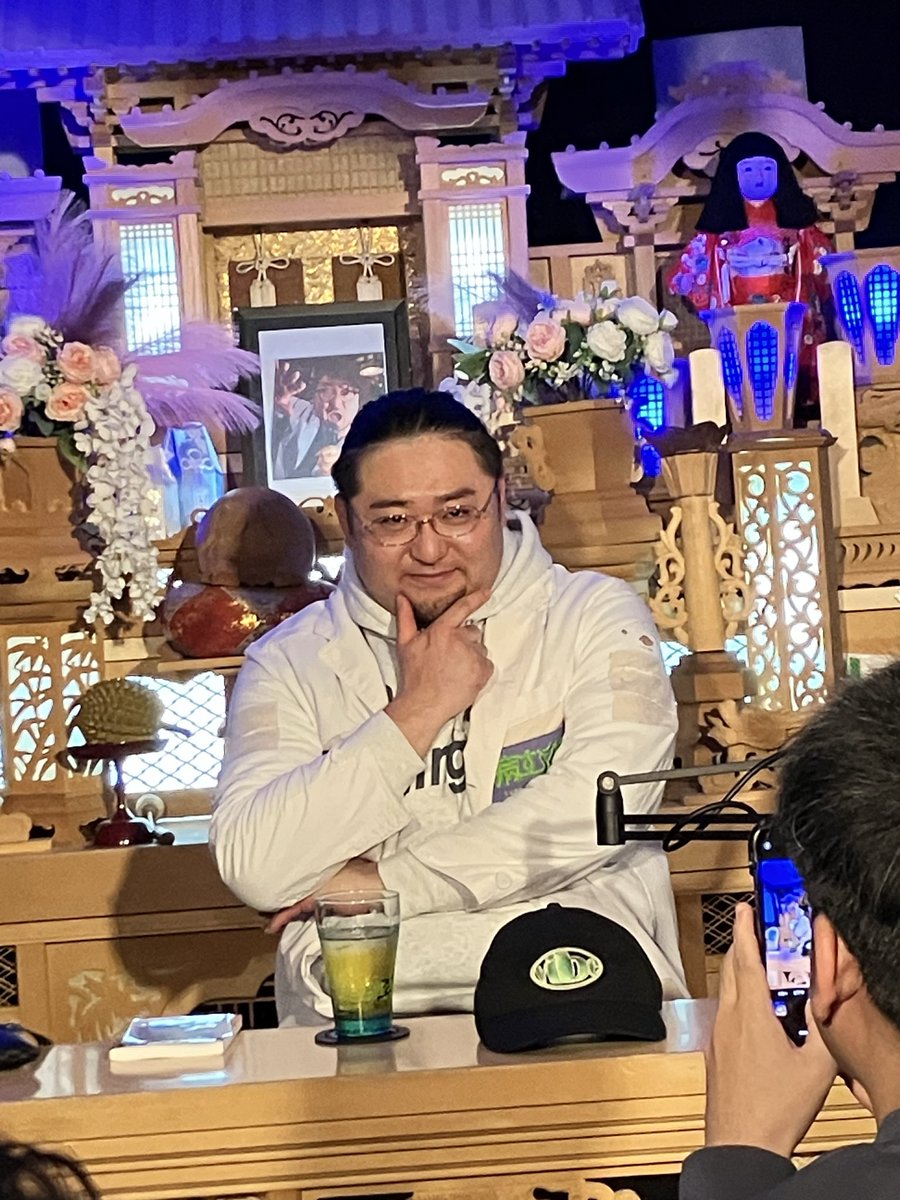 待ってたよマキダシ先生！休憩なしの90分があっという間。展開が巧みで切り替わっていく、どこに連れて行かれるのかわからないおもしろさ。行ってよかった。
#Drマキダシ #なんば白鯨