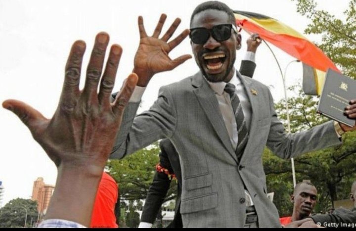 Splinterdesignn's tweet image. Depiw ak badj epiw  toujou reaji nan post mwen ,Map fel menm jan tou..😎🕺😁