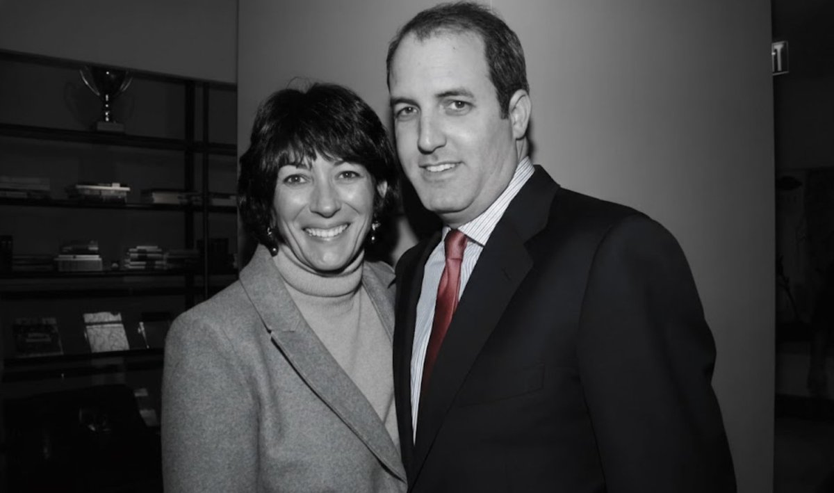 CommiesOnCampus tweet media