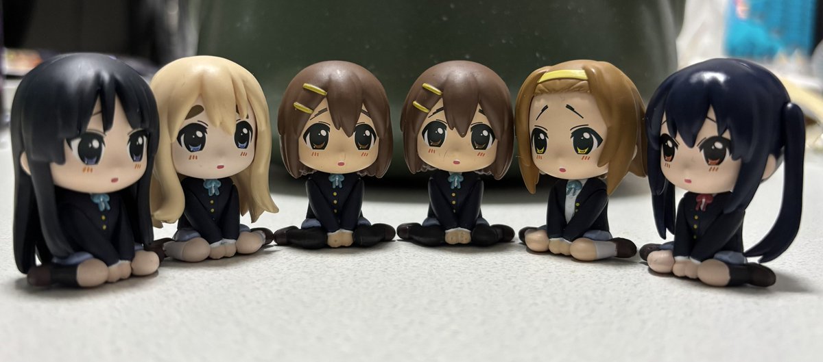 4my64's tweet photo. ガチャガチャで初めてコンプリートした！
平沢唯は何人いても良いですね。 https://t.co/8qQZ3WzGXY