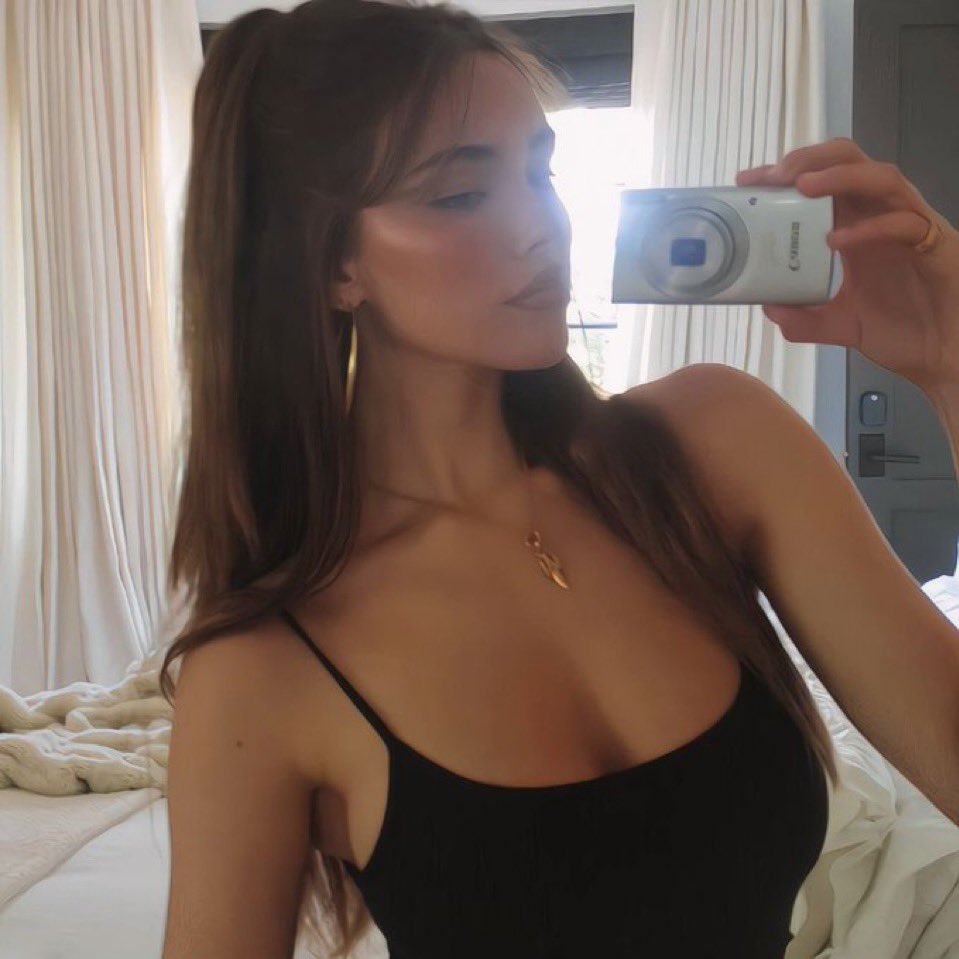 Goddess Madison. Ripoff Queen 🖕 tweet media