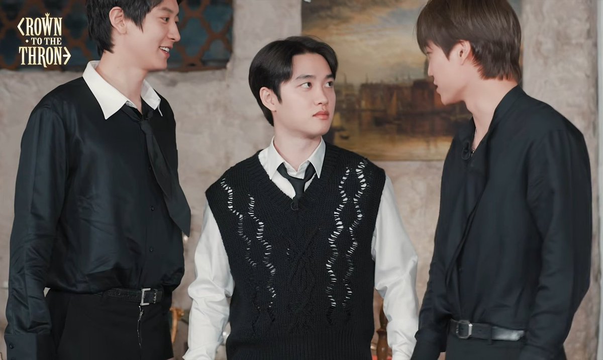 ในภาพดูโรแมนติกมาก รักสามเศร้าระหว่างเราจะเลือกใคร แต่ความเป็นจริง...

🍒: ลุกขึ้นหน่อยเร็ว
🐻: นี่เรียกยืนแล้วเหรอ
🐧: 😑