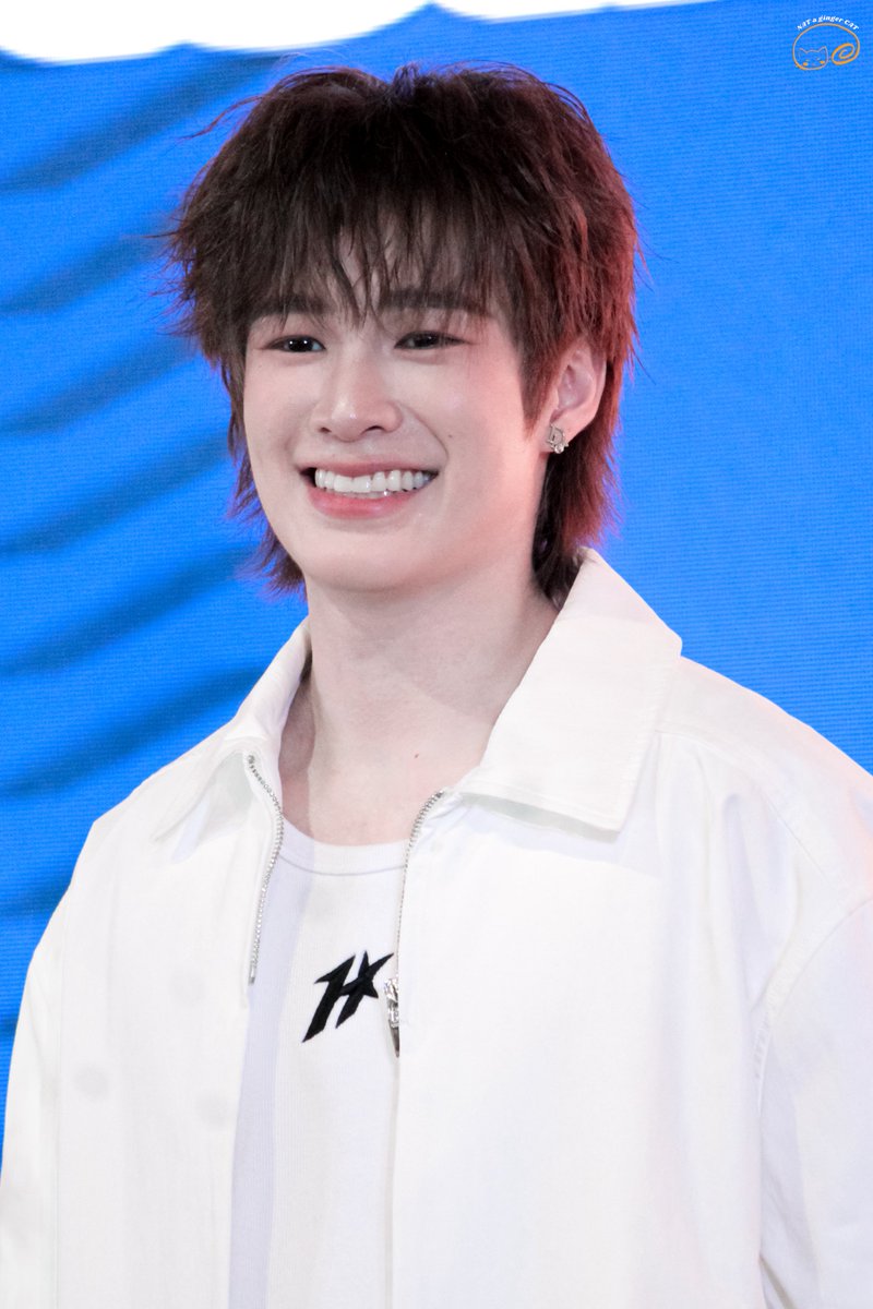 natasit0802's tweet photo. 210226

😸🤏🏻

#natasitt 
#ขวดนมของเบบี้ณฐ 
#SalzSystemaXMaxNat https://t.co/I3k0xFsGKn