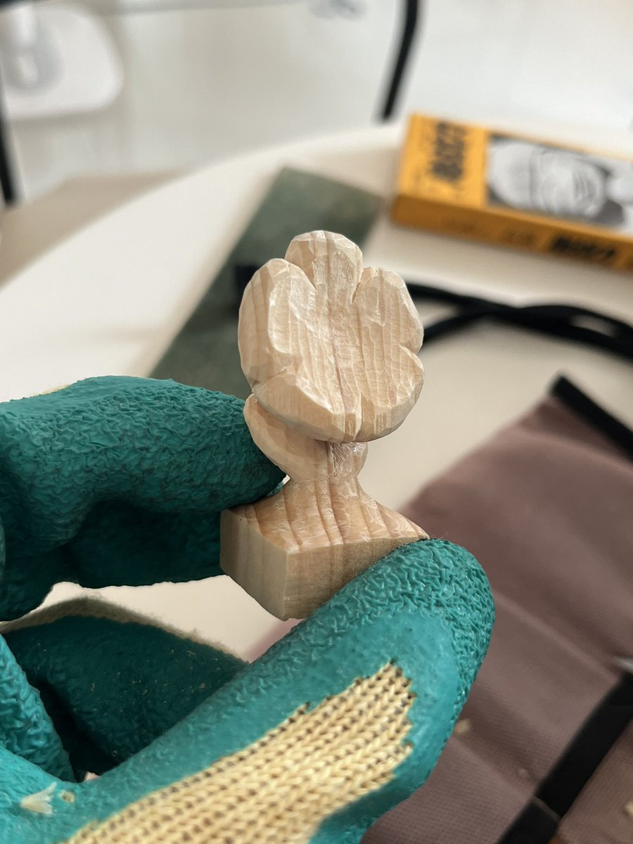 lueng_lhueng tweet media