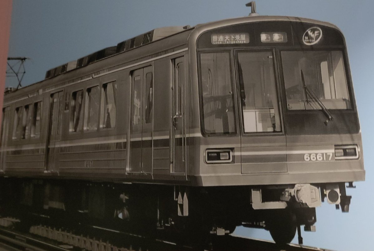 堺筋線😊 3番目に好きな線。