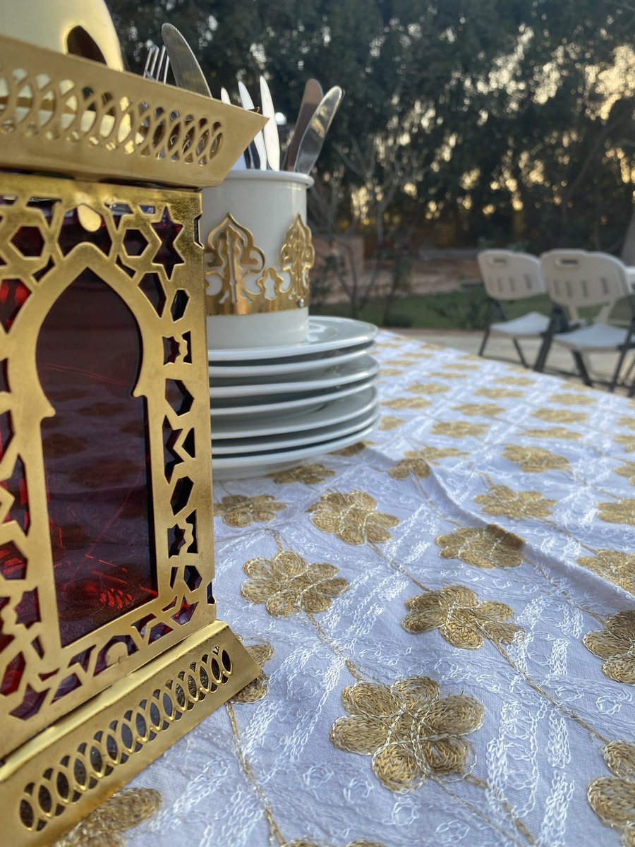 Ramadan Kareem to all the Mozlems on my X 🤪 

(Me included, yes we fasting this whole month sunrise-sunset not even water, and its actually pronounced Muslim - moos-lim 😅)