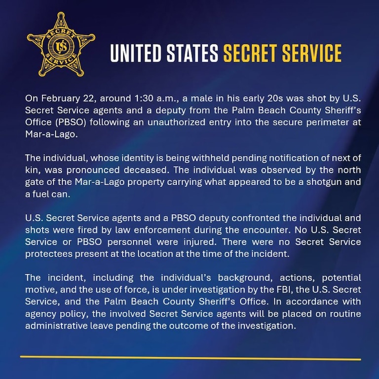 BurstUpdates's tweet photo. MAN SHOT AT MAR-A-LAGO BY SEC SERVICE
Daily News: "US Secret Service says its agents shot and killed a man in his 20s after he tried to unlawfully enter a secure perimeter at President Donald Trump’s Mar-a-Lago resort"
#MarALago, #SecService, #Shooting, #Trump, https://t.co/8GxcK6MfZI