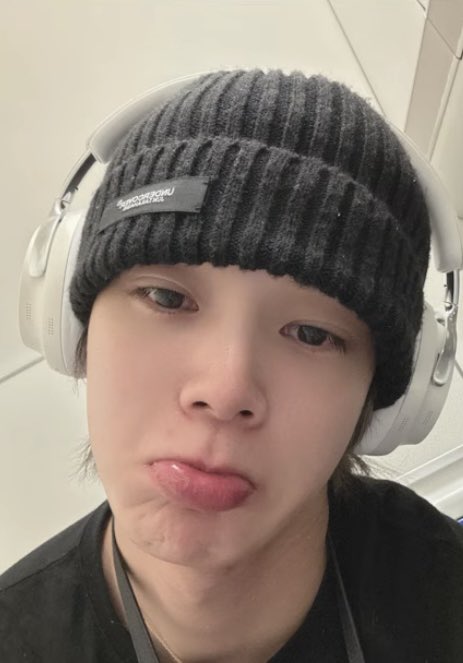 Post by 𝓂𝒶𝓎𝒾 | 𝓑𝓪𝓬𝓴 𝓽𝓸 𝓛𝓲𝓯𝓮 | ₁ₛₜ 𝔀𝓲𝓷🐺🥇 on X: 🥺💗