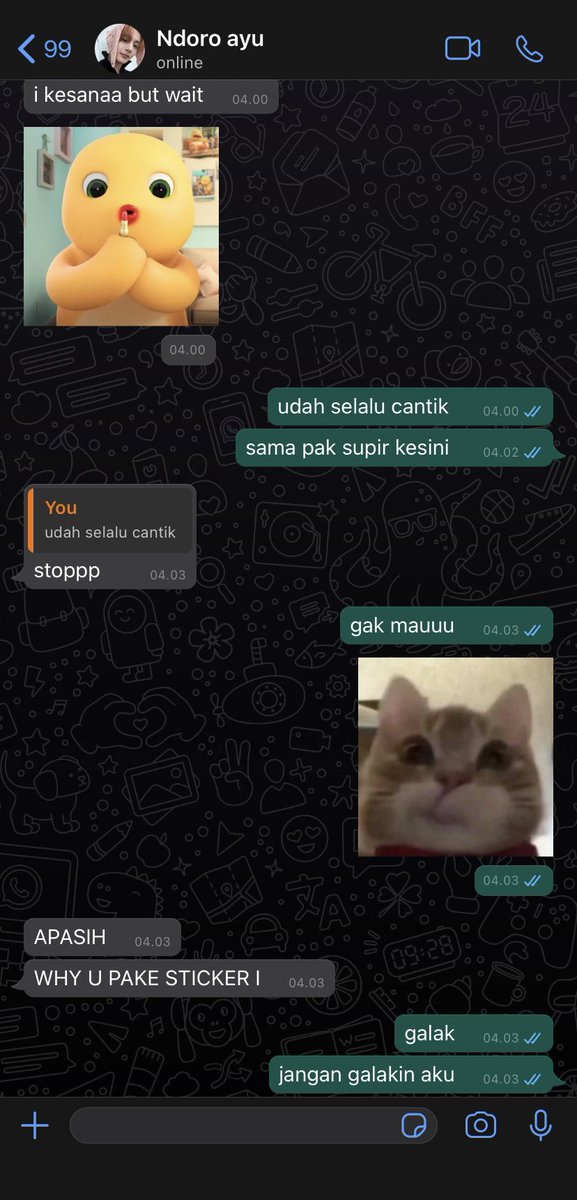 swblush's tweet image. ❓ Kakk reqq gibie versi clingy manja needy ke skyy kak, cuz selalu sku yg clinglyy , wondering gibie tuh pernah ga yaa kaya gitu ke skyy 😭
💬 sering haha, apalagi kalo dia lagi capee (di au nya juga pernah kok kalo lagi sakit clingy gitu) #tellonym 
tellonym.me/aelodiee