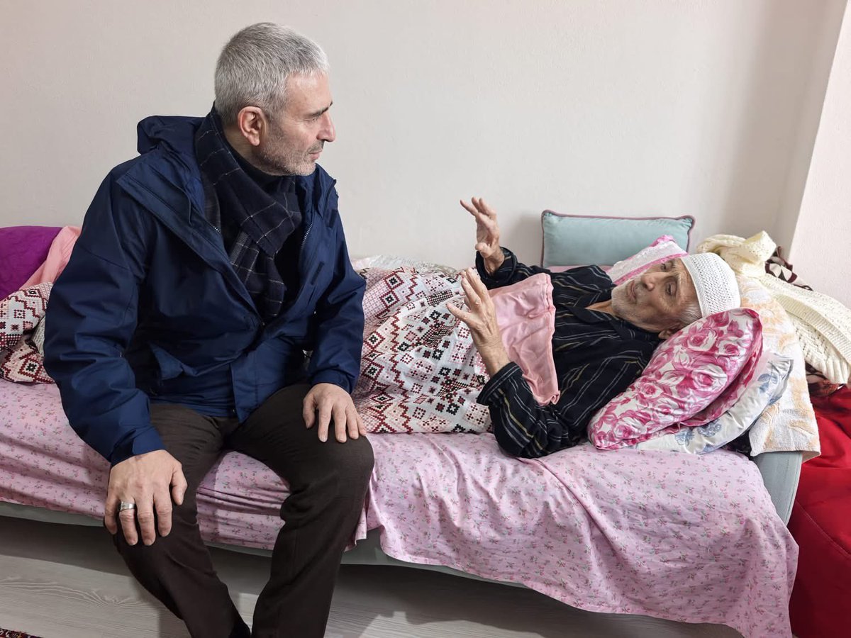 recepkayatr's tweet photo. 📍Beylikbağı Mahallesi
Mahalle Başkanımız Şaban Yardım ve yönetimimizle birlikte; Beylikbağı mahalle sakinlerinden Hüseyin Şahin’i rahatsızlığından dolayı ziyaret ederek geçmiş olsun dileklerimi ilettik.
Allah şifalar versin
#AkPartiGebzeSahada
#RKM4 https://t.co/deOC17o0uI
