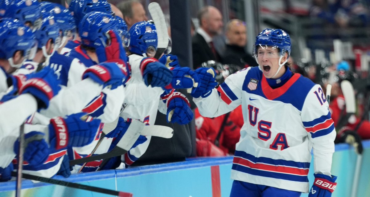awfulannouncing's tweet photo. NBC airs USA-Canada gold medal game commercial-free https://t.co/LadTXrkBAk https://t.co/rM8YuvQNWK