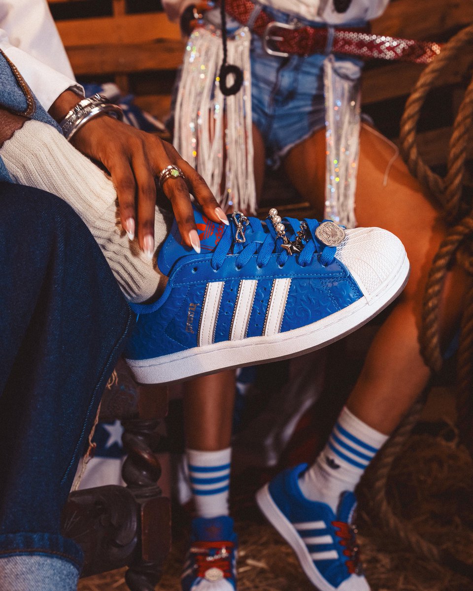 adidas gazelle silver green womens adidas Superstar II Damian Lillard Dame Time