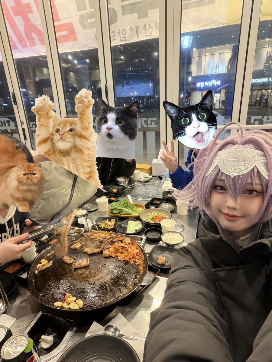 자진해서 고생 많이 해주신 구독자분들께
고기를 사드렸다요ヽ(○´∀`)ﾉ🥩🍗