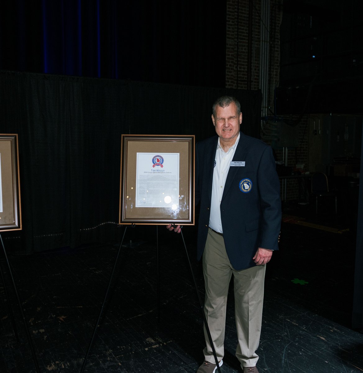 GAsportsHOF's tweet photo. Taking their place on center stage. #gshf #georgiasports #halloffame #inductee https://t.co/4WheVdGsfu