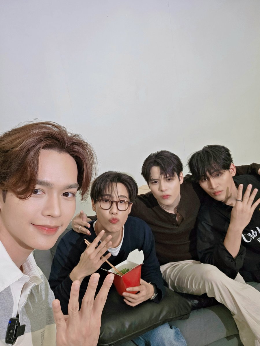 ดูจบกันรึยังงง เป็นยังไงบ้างครับบ 

#MyRomanceScammerEP4