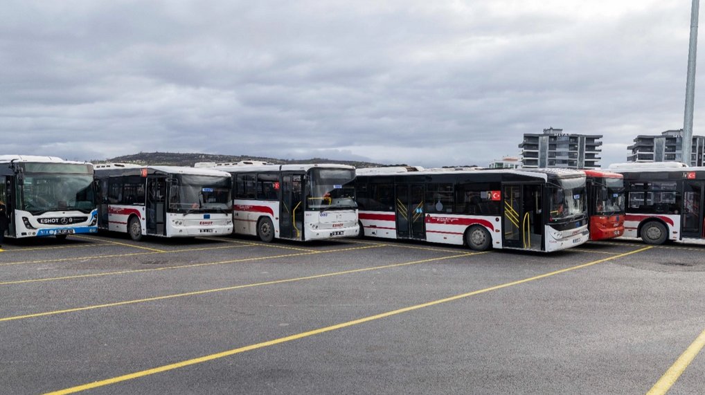 İzmir'de garajların tüm verileri dijitalleşiyor manisasonhaber.com/yerel/izmir-de…