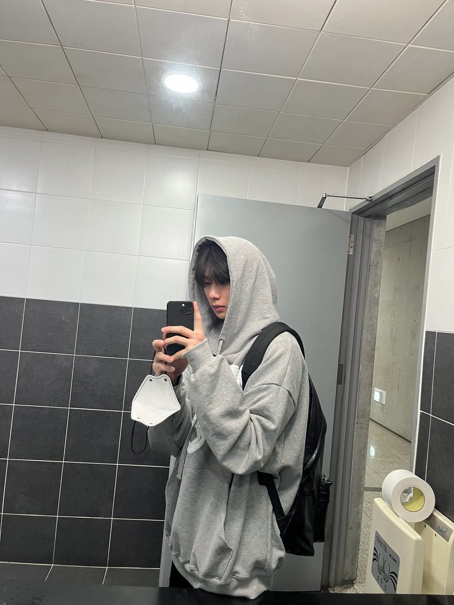 NI4ZHONG's tweet photo. 이거는 진짜 귀엽다 https://t.co/5bmasc2jaA