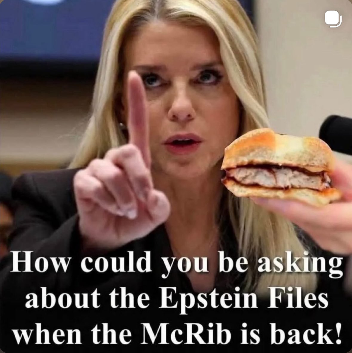 SallyMayweather's tweet photo. https://t.co/48UOvEEFpP