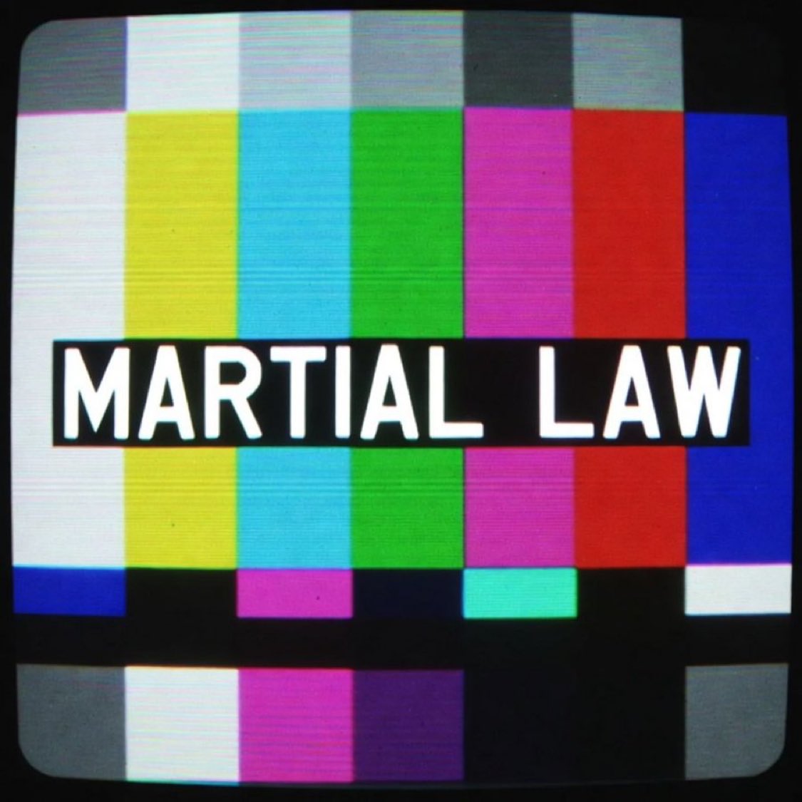 realJohnJohnJr's tweet photo. URGENT – EBS ALERT: 10-12 DAY BLACKOUT & MARTIAL LAW PHASE STARTING TONIGHT

CELL BROADCAST PUSH INCOMING: STAY HOME, STAY CALM, STAY IN PRAYER.

STARLINK WILL CARRY THE TRUTH DOCUMENTARIES – WEF CRIMES, BIOLABS, ELECTION FRAUD, CHILD RESCUE OPS, ELITE TRIBUNALS.

OVER 500,000 SATANIC NETWORK MEMBERS IN CUSTODY WORLDWIDE – RAIDS HIT ROME, BRUSSELS, LONDON, DC LAST NIGHT.
