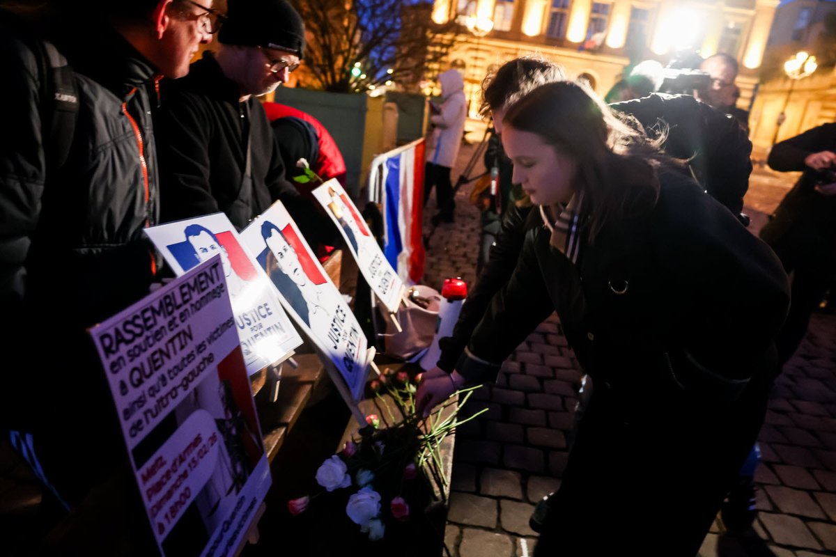 Hier s'est déroulé l'hommage nationale à #Quentin à Lyon.

🗣 Prise de parole à #Metz lors du rassemblement le lundi 16 février.

📢 Bonsoir à tous,
Nous nous rassemblons ce soir, comme dans beaucoup de villes pour demander justice et rendre un hommage à Quentin.

Quentin