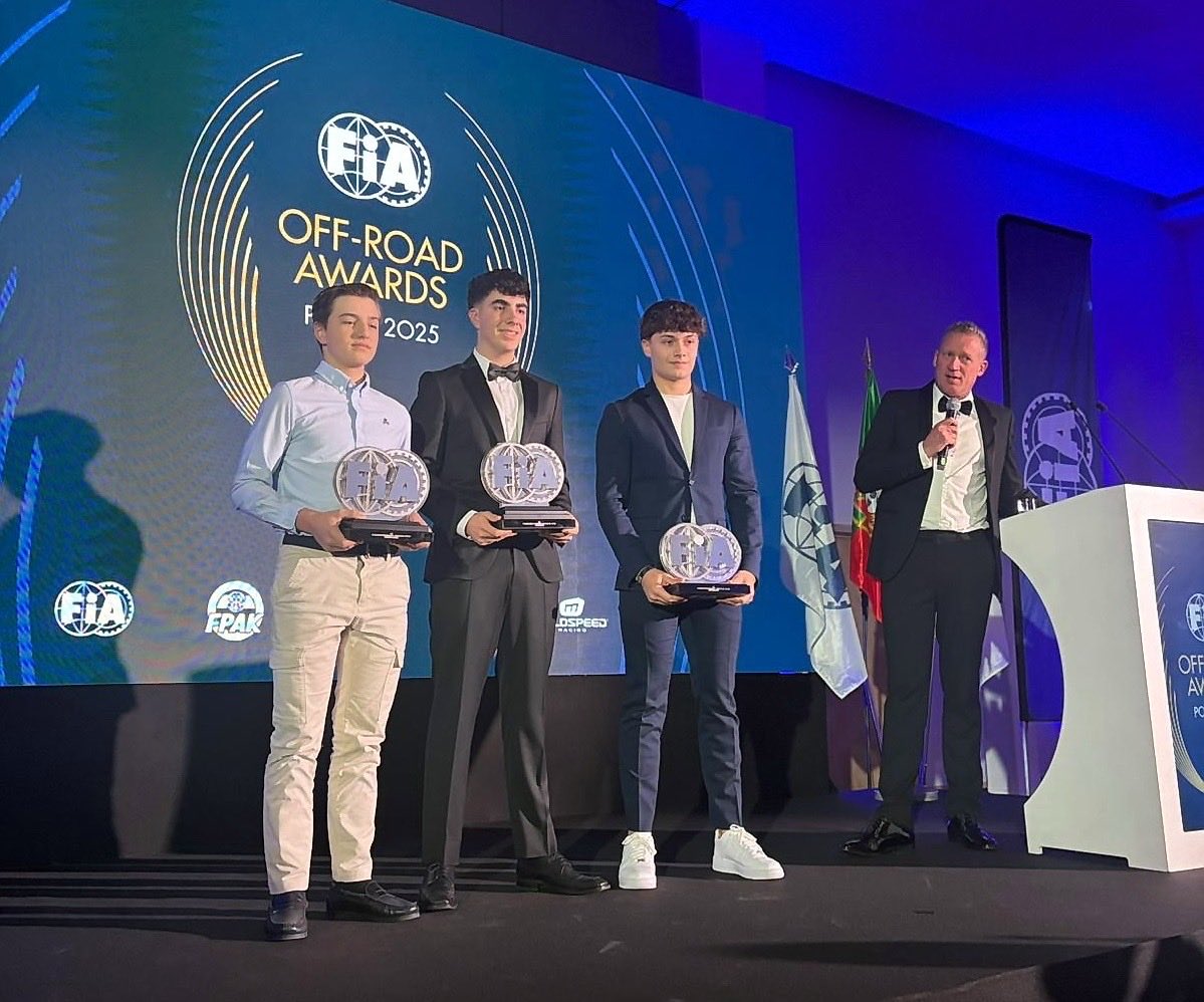 Campeonato España Autocross tweet media