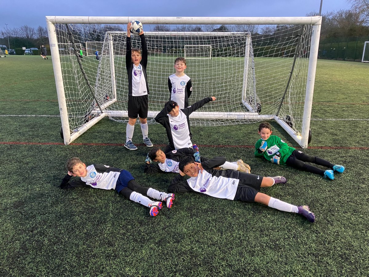 Long Meadow Lions tweet media