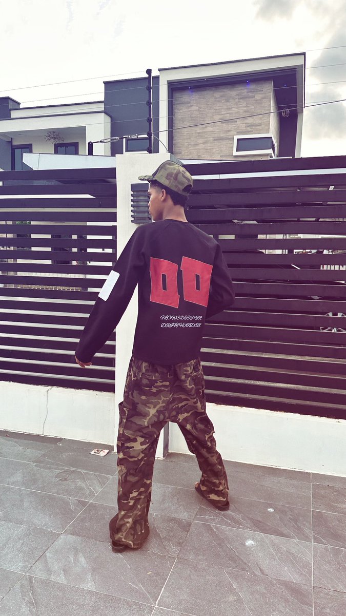Hellswave00's tweet photo. @rahman_jago_ No shame in trying…these would look good on you jago🫠💚 https://t.co/aBStcPeMnr