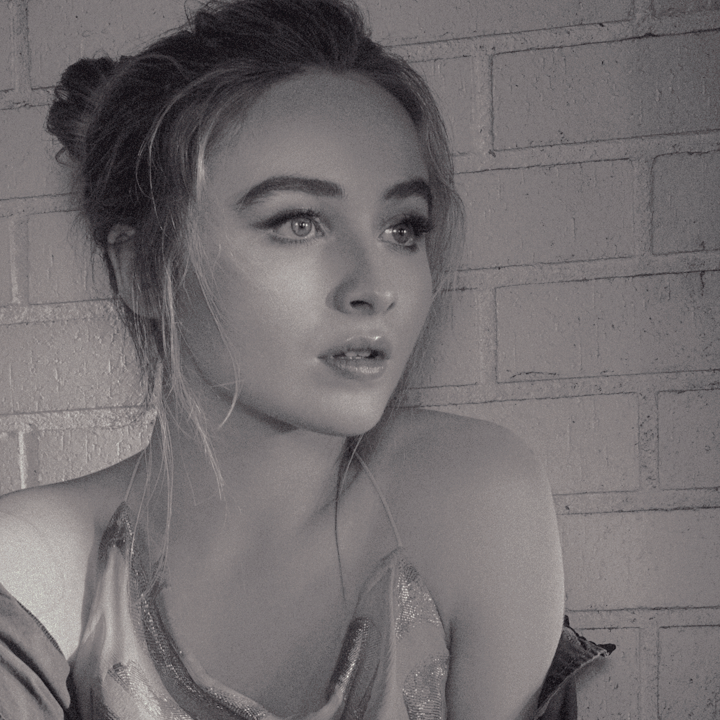 𝕼𝒰𝗘͟𝗘𝐍 、𝕭𝐄𝐄 tweet media