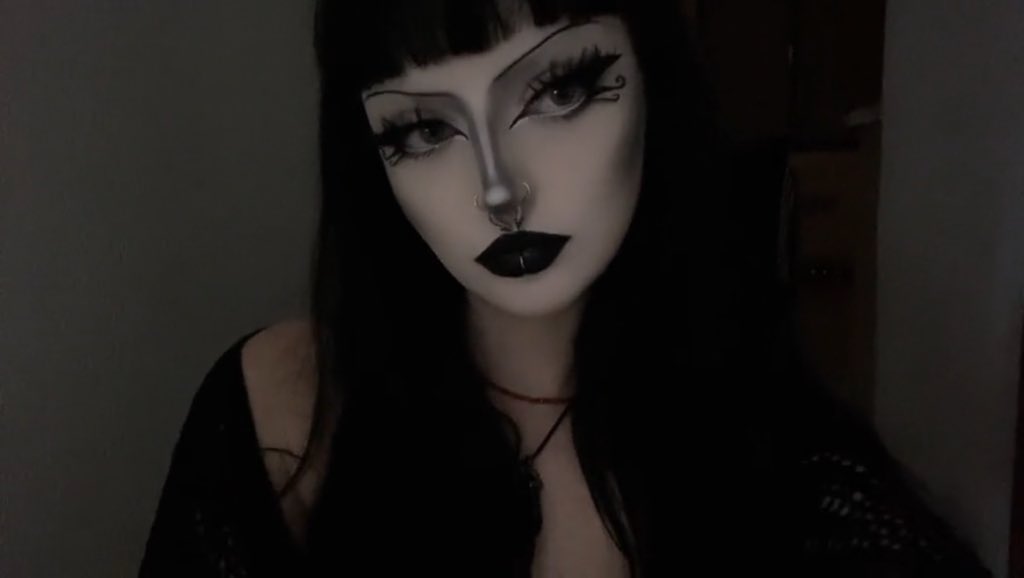 𝔪𝔢𝔩 ⋆｡☥⋆˙🦇 ݁ ˖ִ ࣪ . tweet media