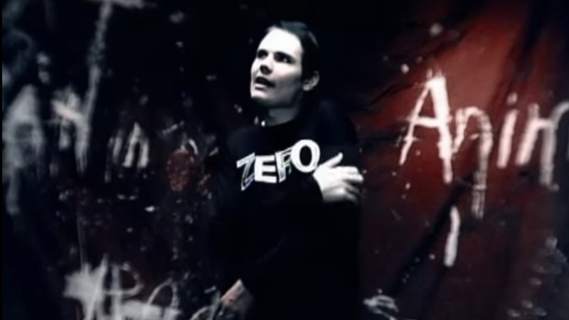 me acuerdo en los dosmiles cuando mi amigui emo fan de MCR me decía 'ay a vos siempre te gustan bandas de chabones de voces nasales' y yo, con el video de bullet with butterfly wings señalando a Billy Corgan digo...acaso no conociste a tu padre?