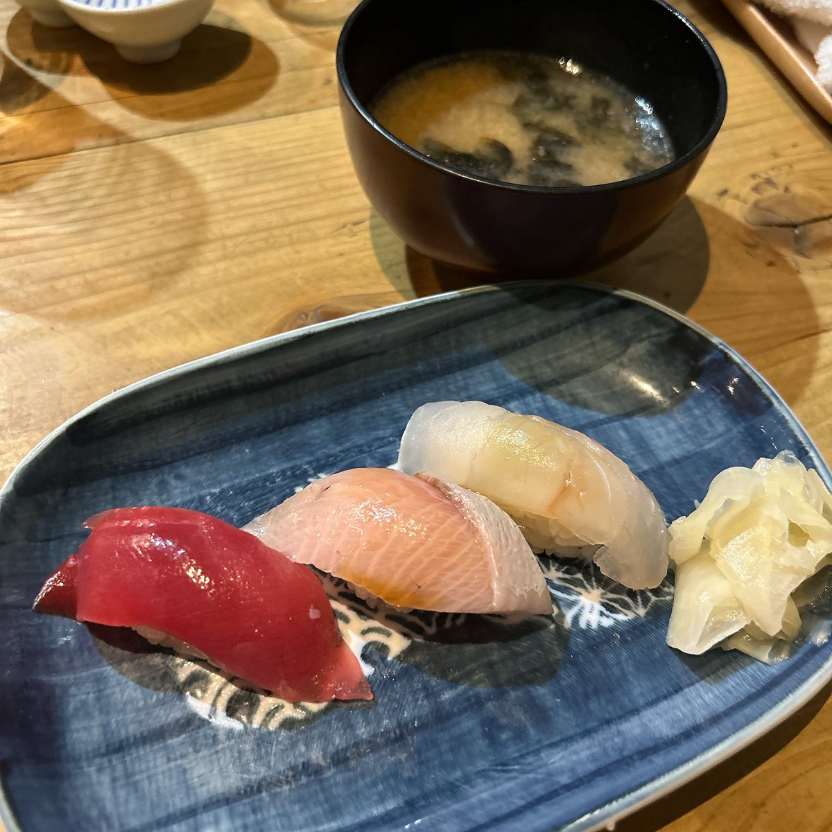mintia0027's tweet photo. 美味しい魚を食べました☺️ https://t.co/eHEdpOmjzH