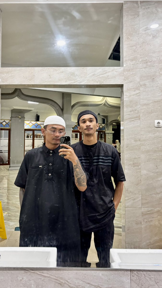 complexx tweet media