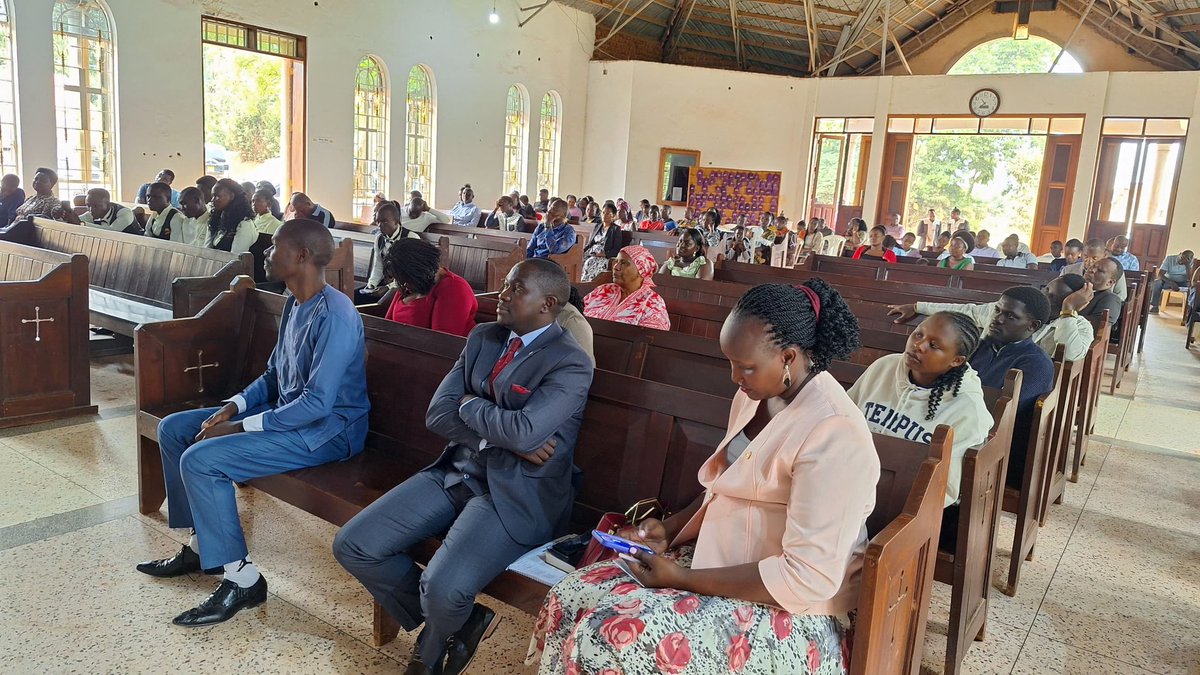 GeorgeMusisi4's tweet image. We joined Christians of St. James' Church, Bukasa and later St. Joseph's Church, Bulindo; in Sunday prayers today.