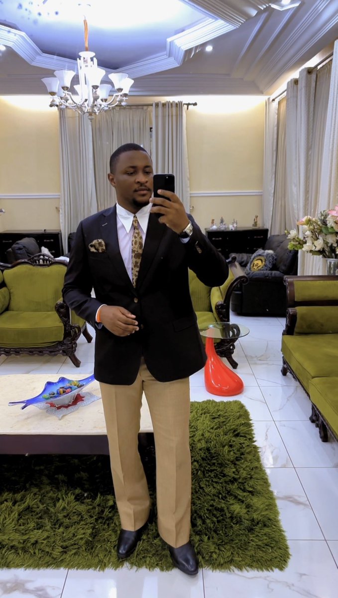 LA BÉTONTINE 🇨🇩. tweet media