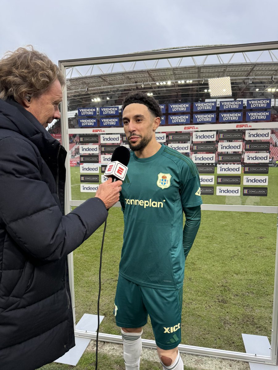 PECZwolle's tweet photo. YN: ,,In de eerste helft kregen we de druk er niet op en voetbalden we zonder vertrouwen, vond ik. Dat lukte de tweede helft wel. Toen maakten we aan de bal ook veel betere keuzes en daar had FC Utrecht het moeilijk mee.โ
#utrpec #peczwolle https://t.co/cbMyYZNQ0P