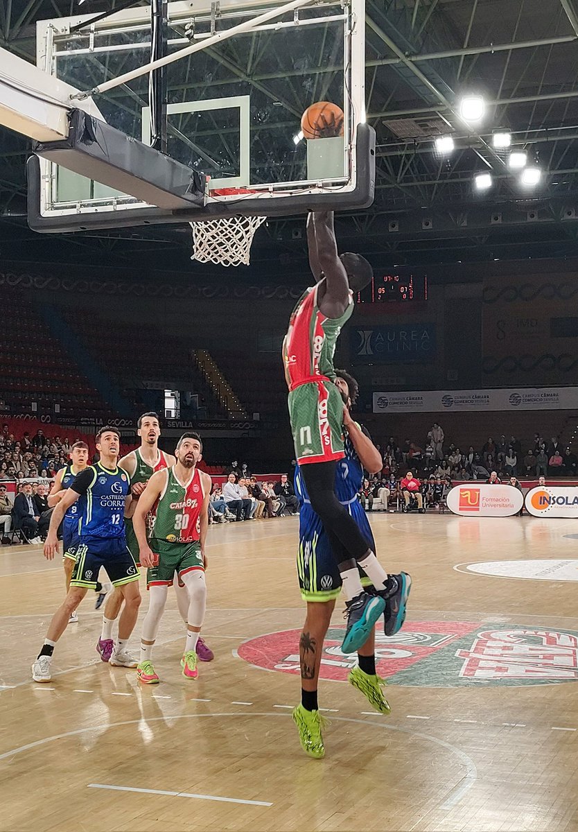 Con triunfos no hay dudas. <a href="/caja87basket/">Insolac Caja 87 Basket</a> 95/72 Castillo Gorraiz. Victoria basada en el juego coral, el equilibrio del juego interior y exterior y el sacrificio colectivo. El equipo supo sufrir y se ganó el aplauso de la grada con coraje y entrega. Al parón con los deberes hechos