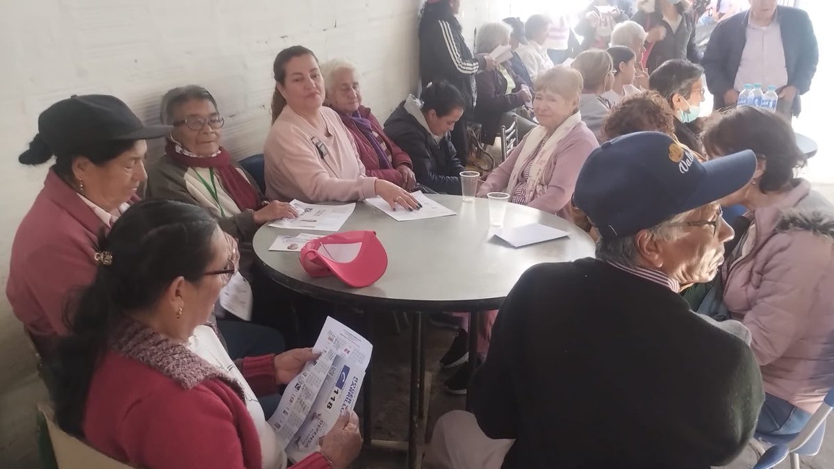 RogerCarrillo_'s tweet photo. #C118 | #CiudadBolívar siempre nos recibe con esperanza.
Nos gusta visitarlos, escucharles y caminar su territorio.
Estamos comprometidos y con la confianza puesta en que vamos a representarlos de la mejor manera, con hechos y responsabilidad.
#RogerCarrillo
#CámaraPorBogotá https://t.co/YfKWkF7GaJ