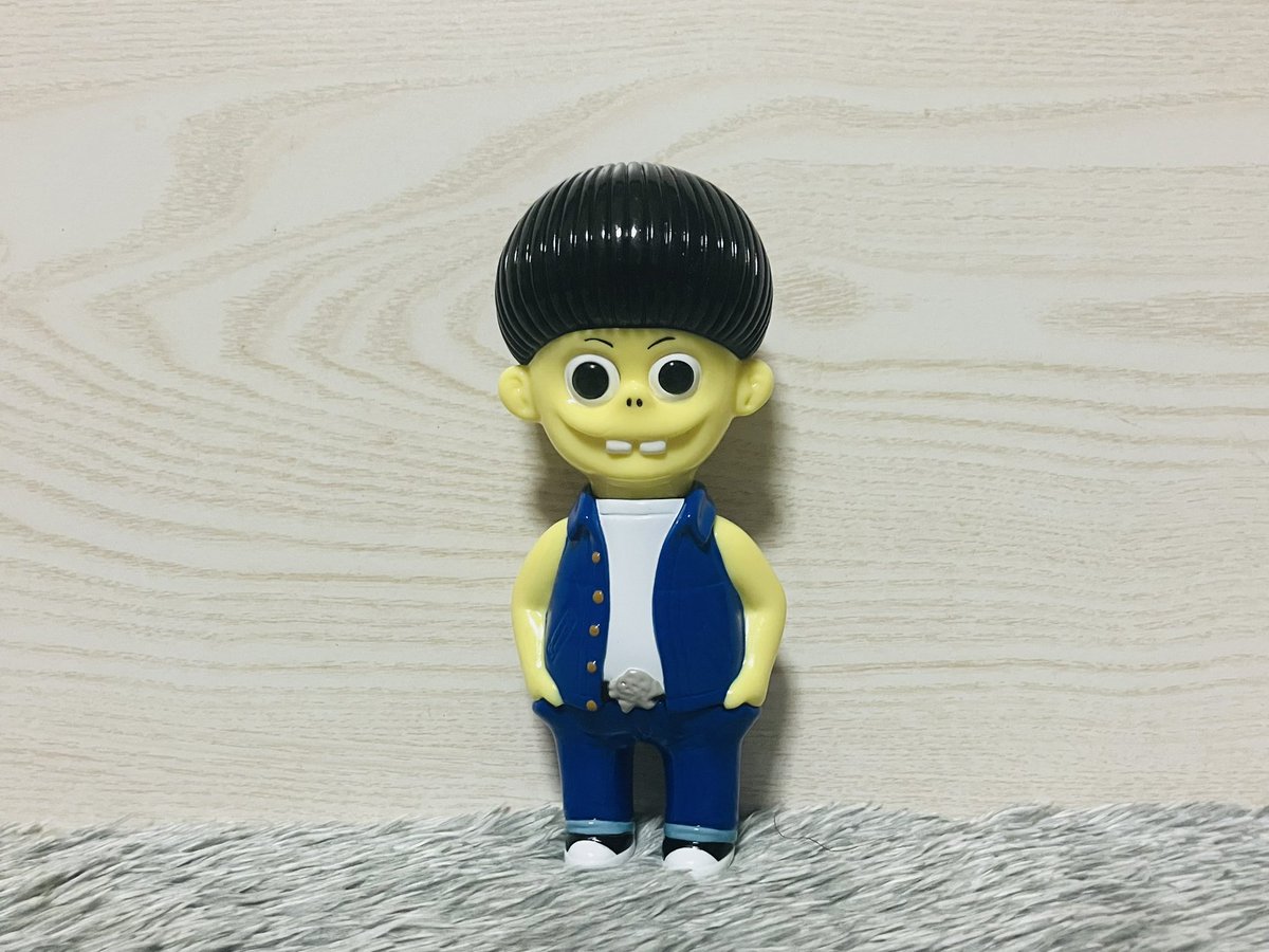 HEADLOCK STUDIOさんより「CHINO the MAN」です。 いつもニヤついた顔