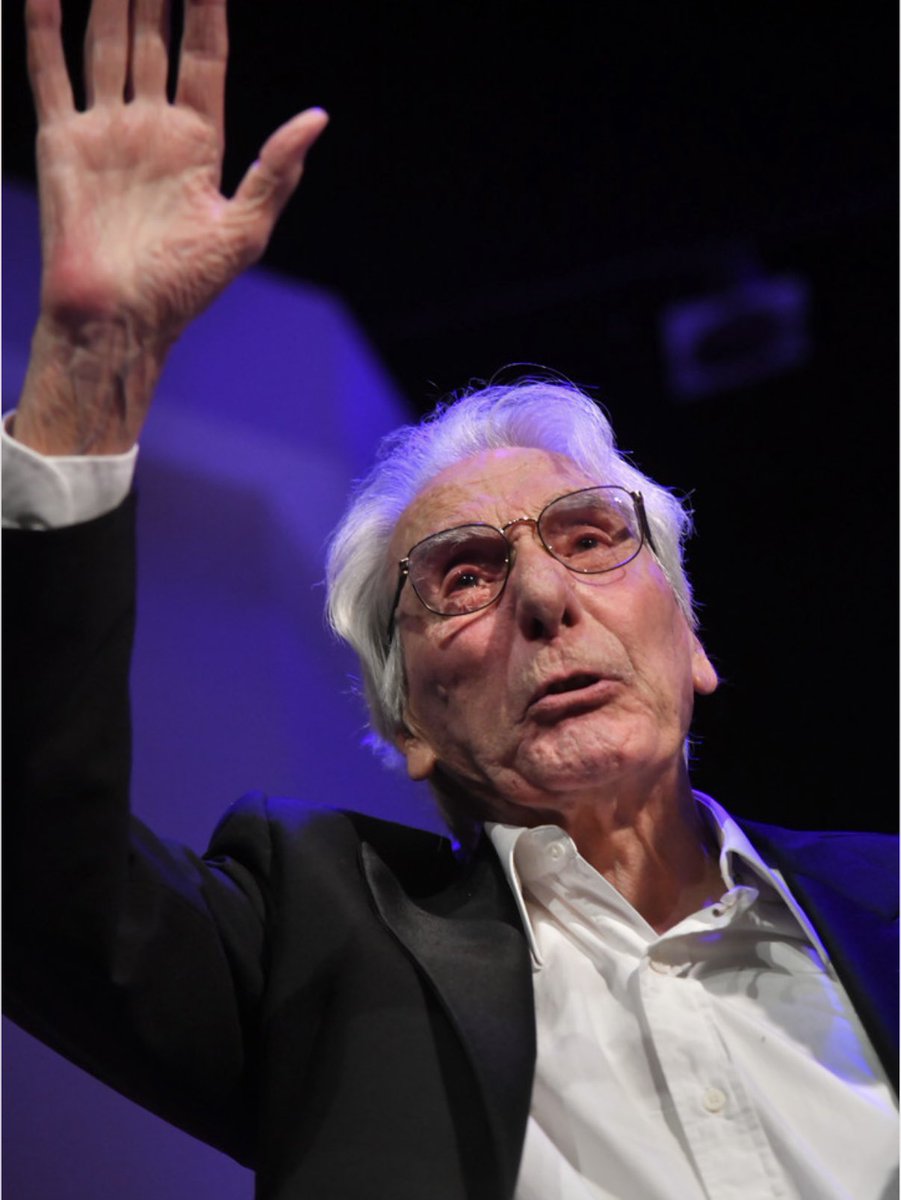 🎂 Felices 88, querido Claudio García Satur, el taxista más famoso de Argentina!