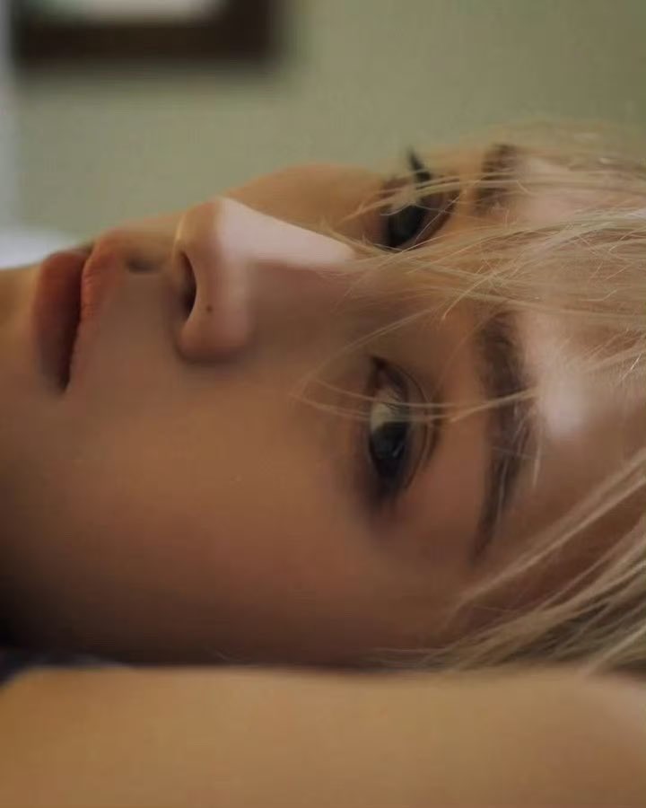 Lee Know looks perfect in GUCCI.
LEE KNOW HUMAN GUCCI
#LeeKnowXGucciMFW
#GucciFW26